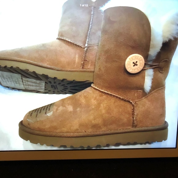 Sold UGG Australia Classic Short Leather Boots Women’s size 7 color Chestnut New - Picture 7 of 14